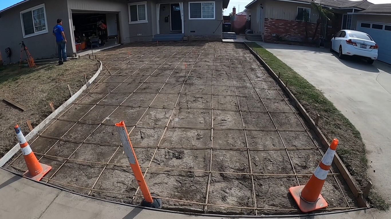Rebar grid preparation for concrete slab installation in San Jacinto, CA